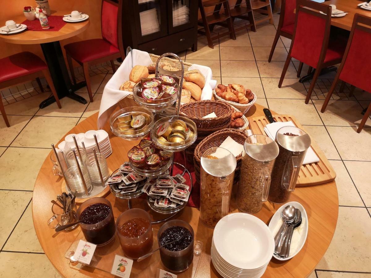 Tuniberg Restaurant Hotel Фрайбург-у-Брайсгау Екстер'єр фото